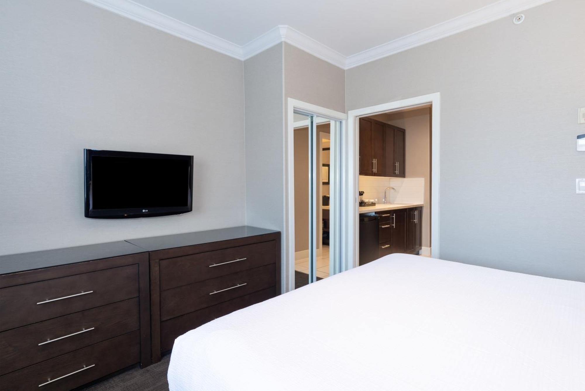 Sandman Signature Edmonton South Hotel Kültér fotó
